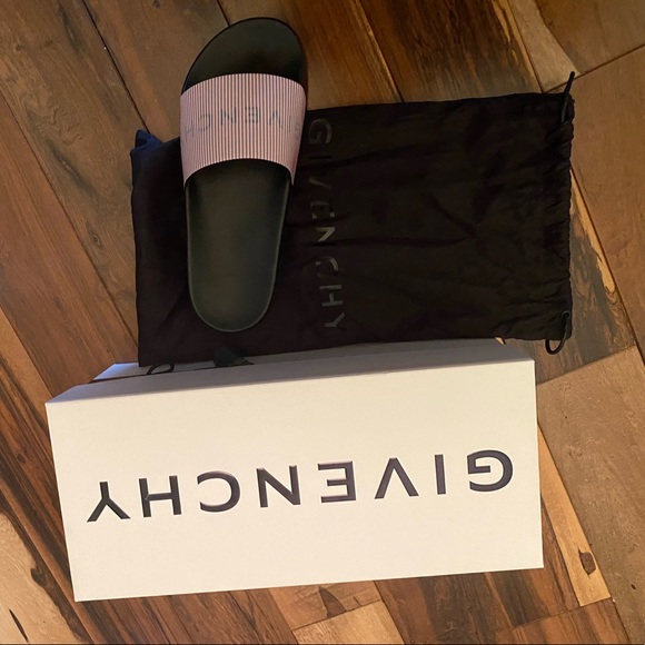 Givenchy women’s slides - Picture 2 of 3